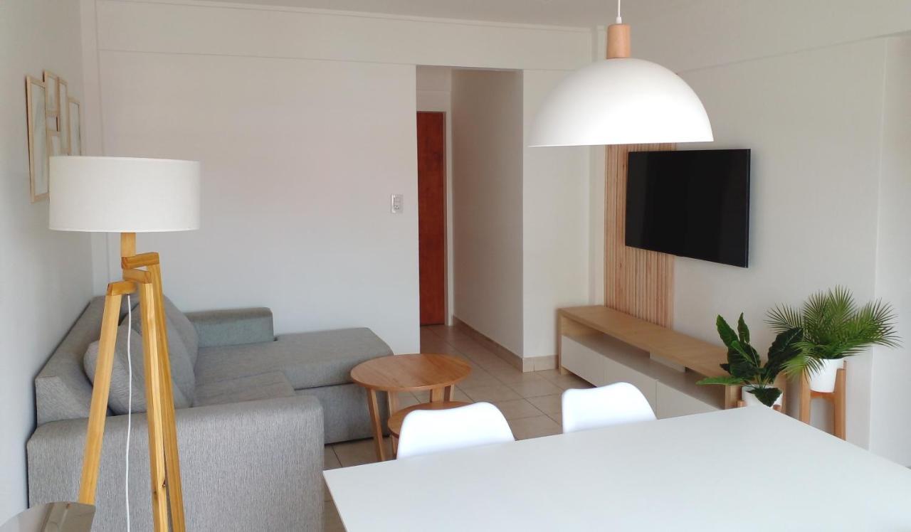 Departamento Centrico Con Cochera - 2 Ambientes - *